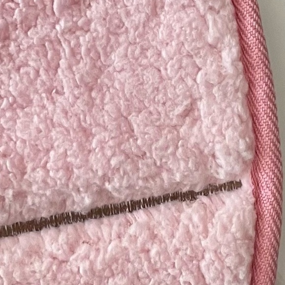 Hello Kitty Large Plush Bath Mat/Area Rug 33"wide x 27"tall - Picture 6 of 6